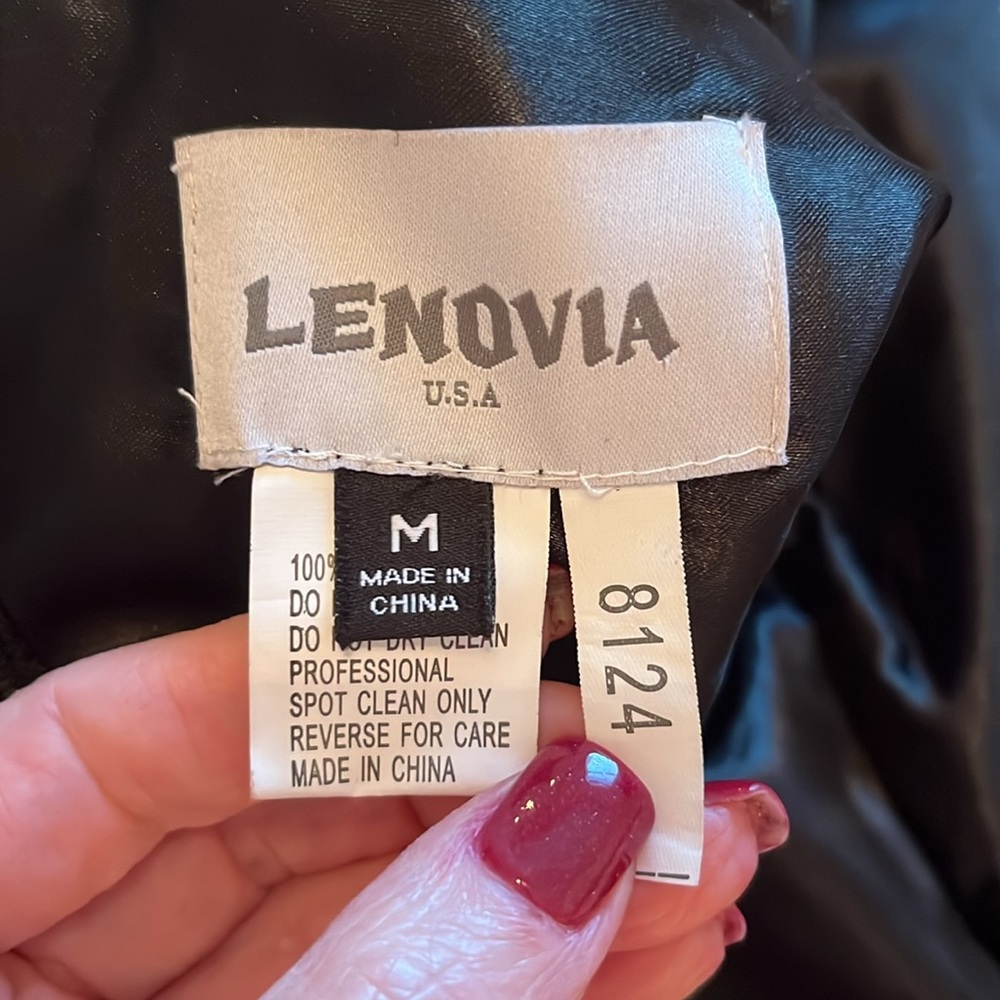 NWT Lenovia Off the shoulder Appliqué Tulle Dress - Picture 11 of 15